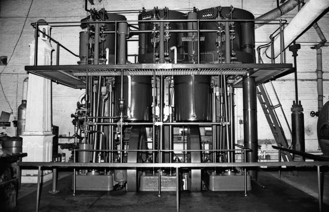 The triple-expansion engine at Kew Bridge, photographed in 1984.
